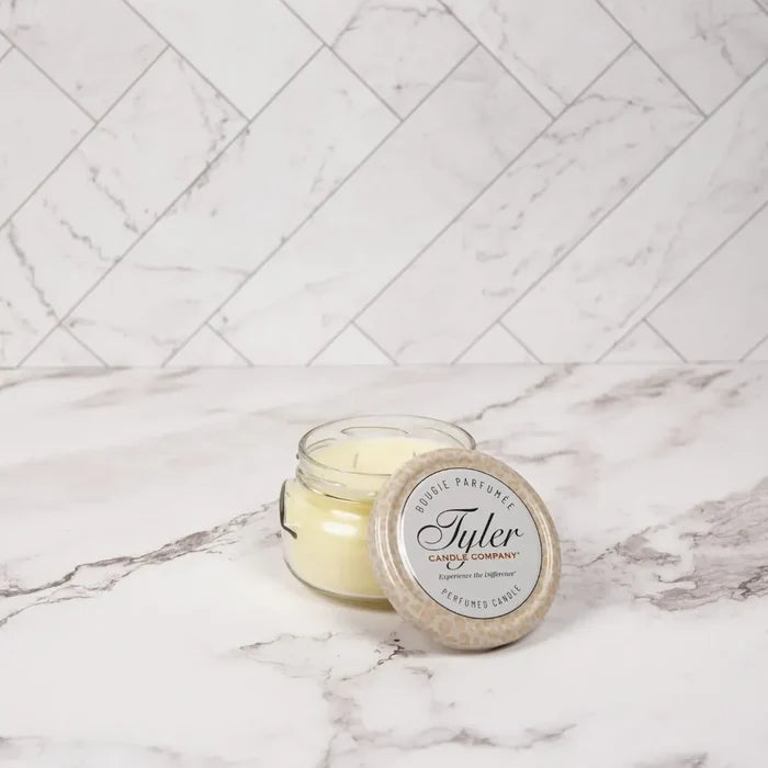 11 oz Pristine Candle