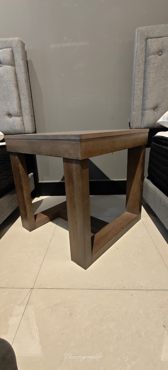 T471-2 - END TABLE - MDP