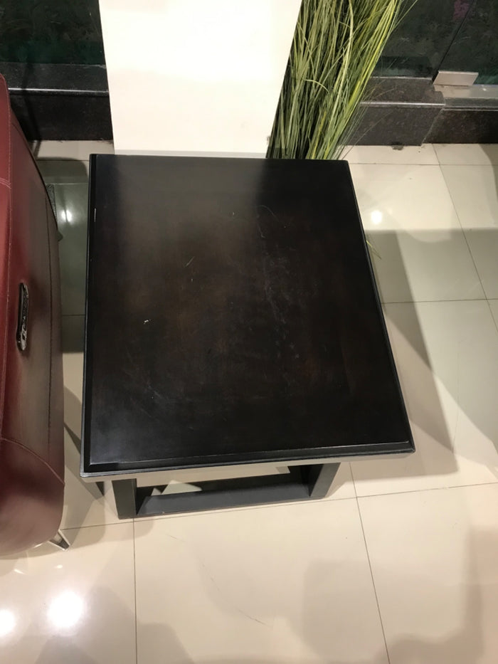 T592-3(2) - SIDE TABLE - BTM