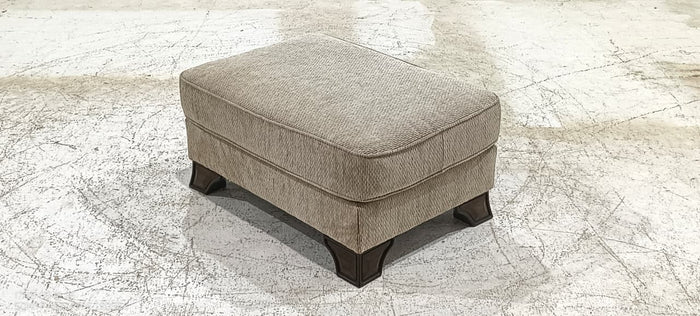 4490014(1) - OTTOMAN - BLR WH