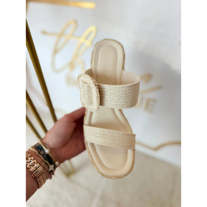 Leena Wedge, Shu Shop
