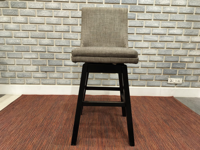D380-430(1) - BAR STOOL - MUM