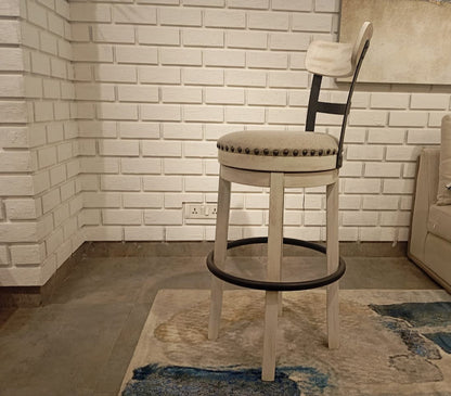 D546-530(3) - BARSTOOL - BSK