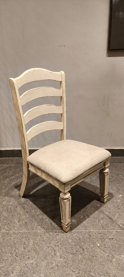 D743-01(4) - DINING CHAIR - BWDA