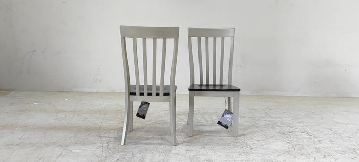 D796-01(29) - DINING CHAIR - BLR WH