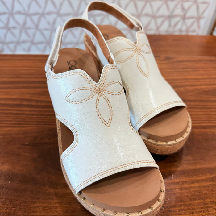 Darlin Wedge