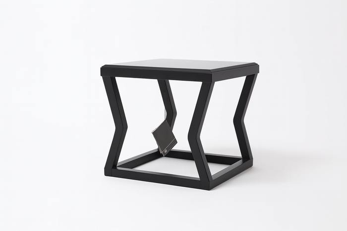 T592-3 - SIDE TABLE - MDP