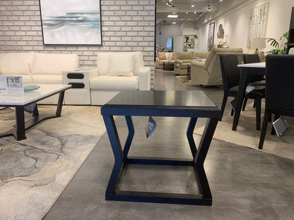 T592-3 - SIDE TABLE - MDP