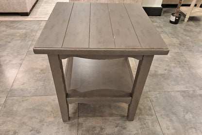 T784-2 - END TABLE - BH