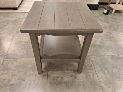 T784-2 - END TABLE - BH