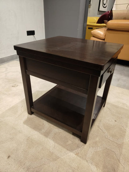 T864-3 - SIDE TABLE - OUTLET